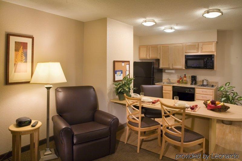 Candlewood Suites Lakewood, An Ihg Hotel Room photo